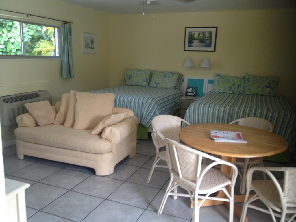 Sunshine Island Inn - Adults Only Санибел Стая снимка