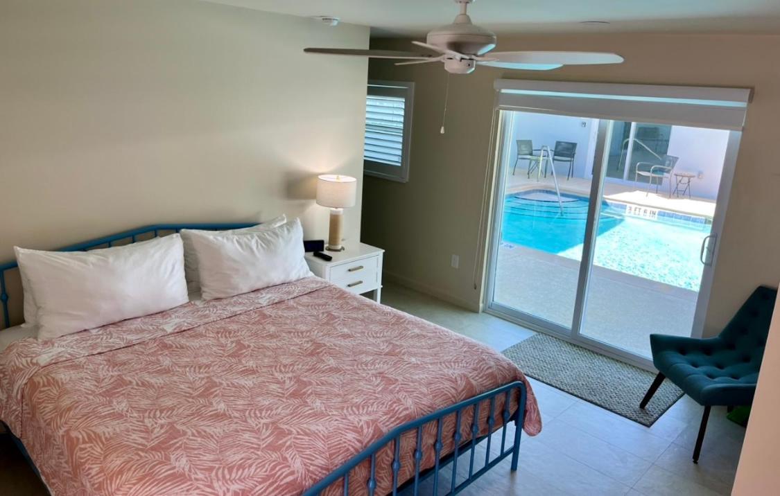 Sunshine Island Inn - Adults Only Санибел Екстериор снимка